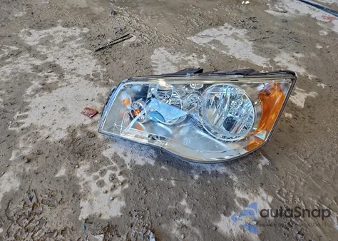 2013 Chrysler Town & Country Touring z USA, uszkodzony, nr VIN 2C4RC1BG1DR748007